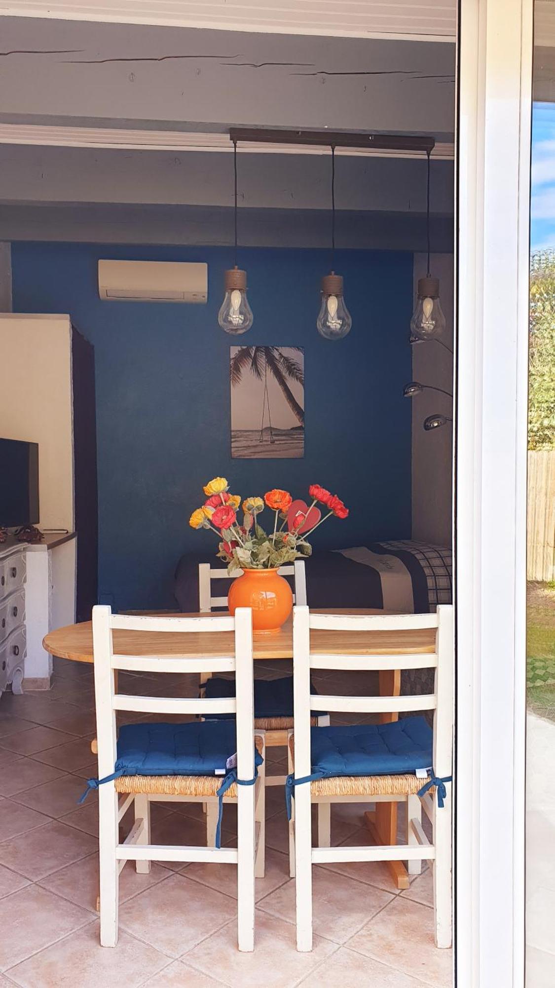 Studio 33 M2 Au Calme Proche Hyeres La Crau Exteriör bild