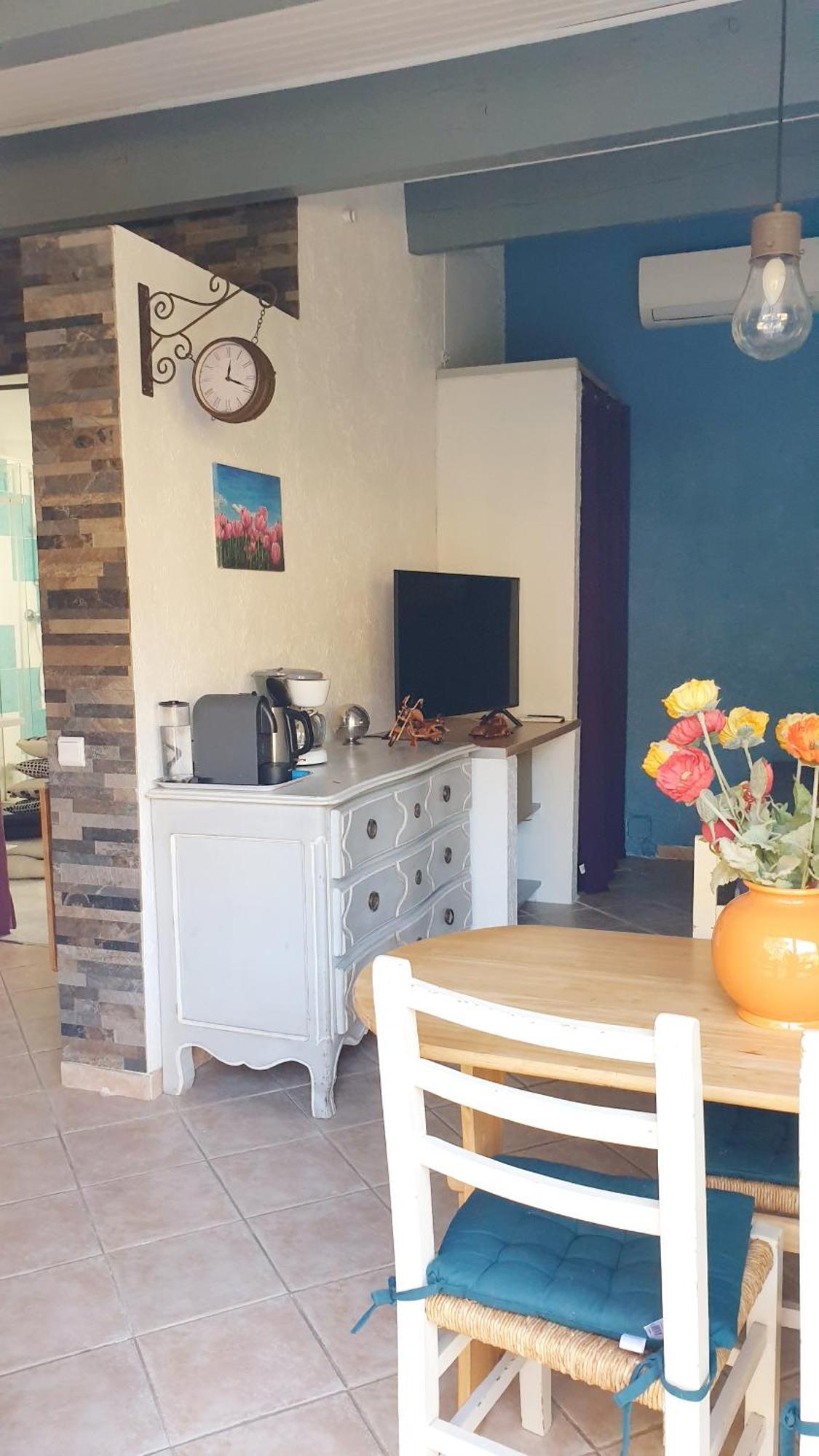 Studio 33 M2 Au Calme Proche Hyeres La Crau Exteriör bild